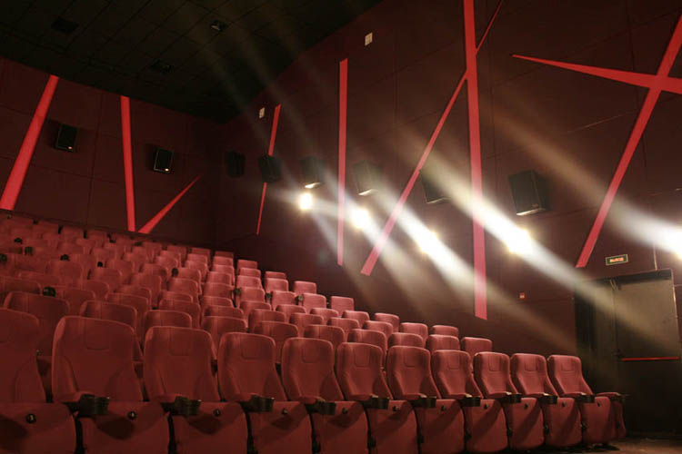 Киноцентр «Великан Парк»