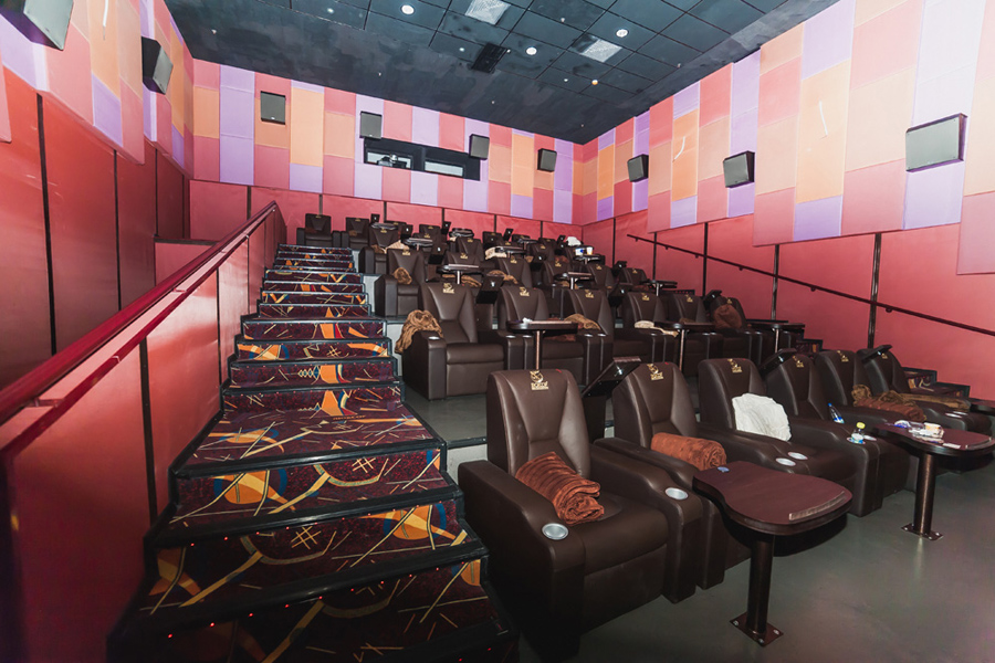 Кинотеатр «Люксор» в ТРК «Лето»