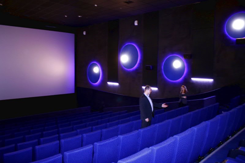 Кинотеатр Cinema de Lux
