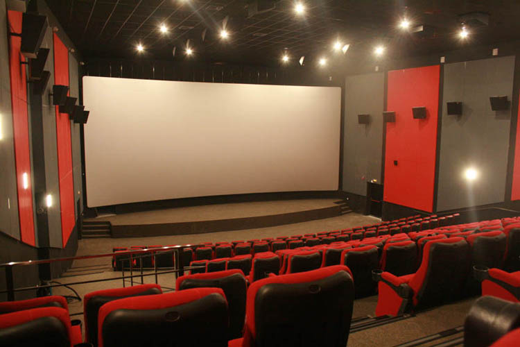 Киноцентр «Великан Парк»