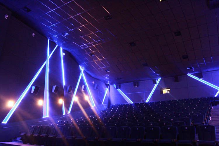 Киноцентр «Великан Парк»